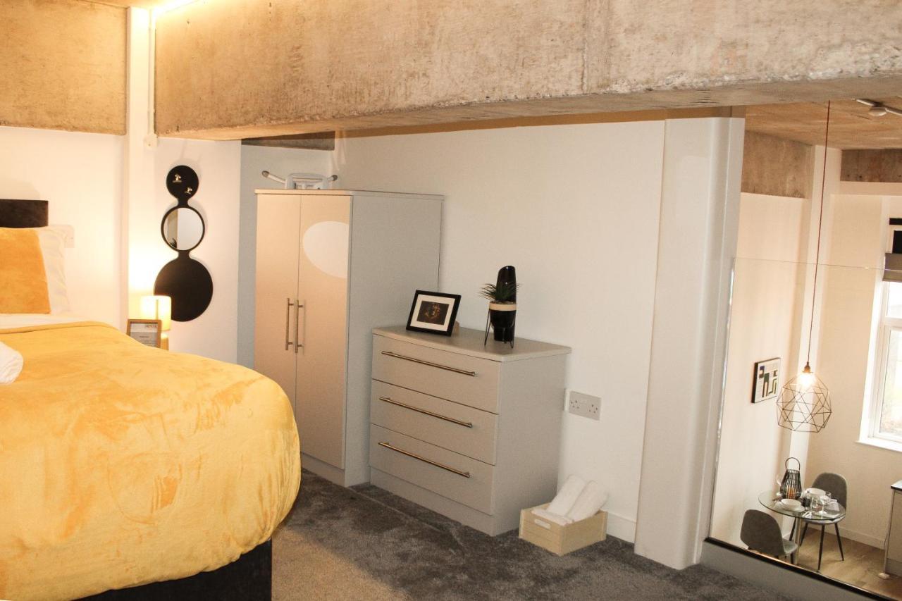 Modern Luxury Serviced Duplex Apartments By Repose- 150 Metro Court, West Bromwich Luaran gambar
