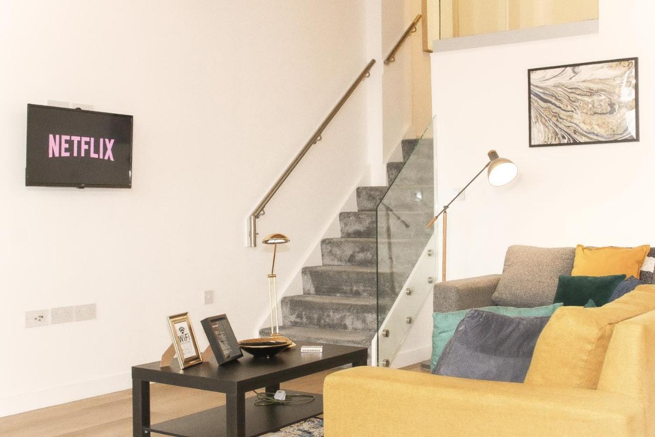 Modern Luxury Serviced Duplex Apartments By Repose- 150 Metro Court, West Bromwich Luaran gambar