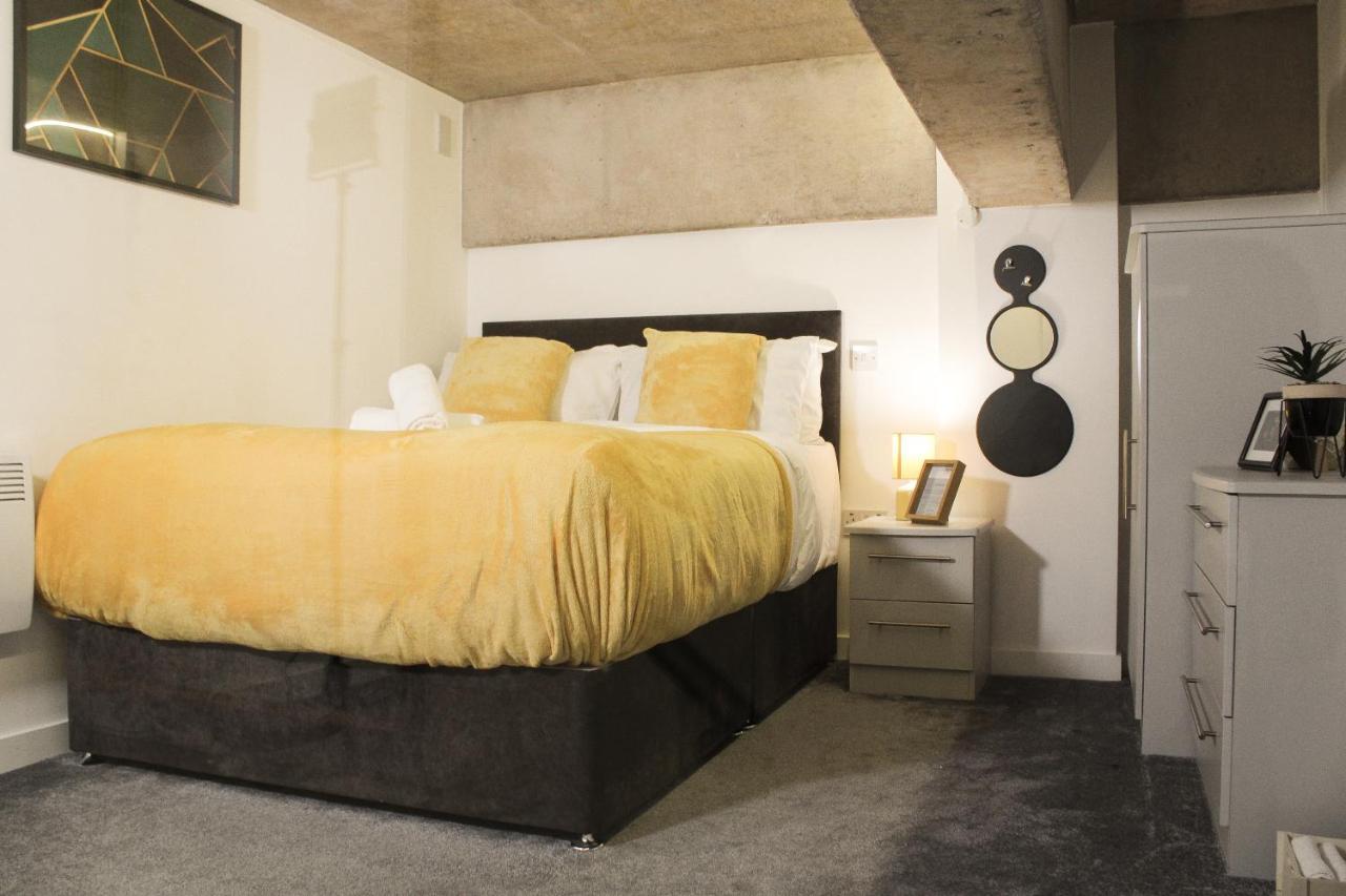 Modern Luxury Serviced Duplex Apartments By Repose- 150 Metro Court, West Bromwich Luaran gambar